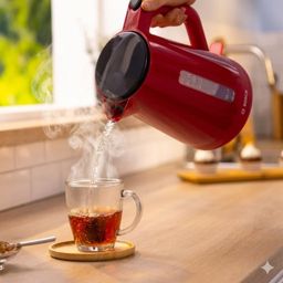 Bosch Bouilloire TWK1M124 Rouge MyMoment 1.7L 2400W