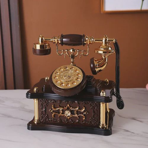 Boîte à musique décoratif sous forme téléphone ancien modèle avec tiroir intégré YL2035-1