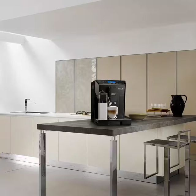Delonghi Eletta Cappuccino machine à café  ECAM44.660.B