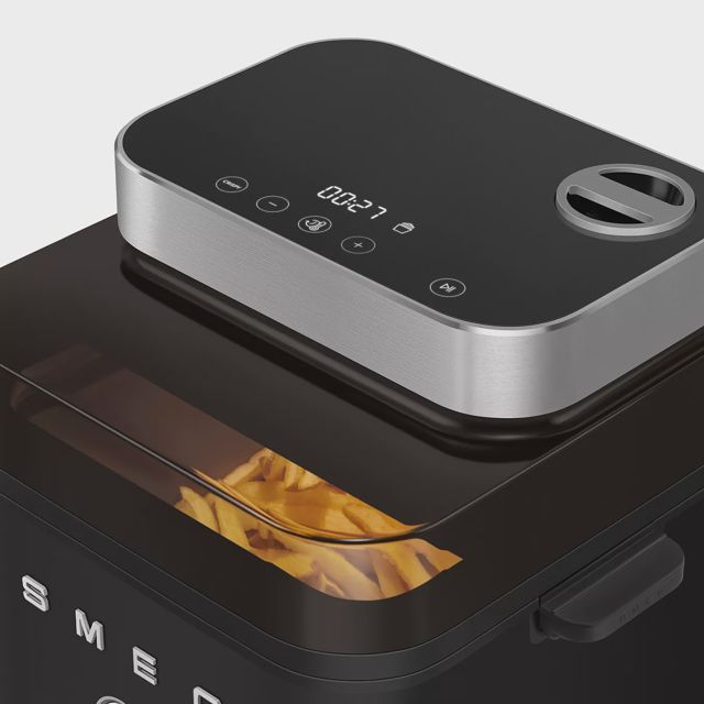 Smeg friteuse air fryer noir 7L AFC01BLMEU