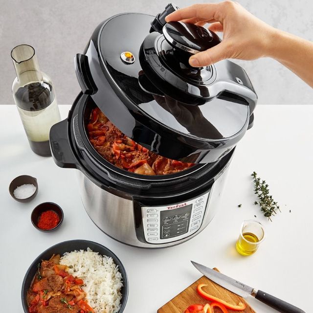 Tefal One Pot Pressure Cooker CY505EE0