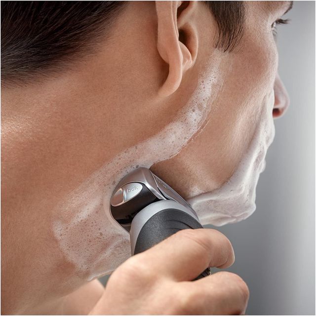 Braun Rasoir à Barbe Electrique série 7 7893s
