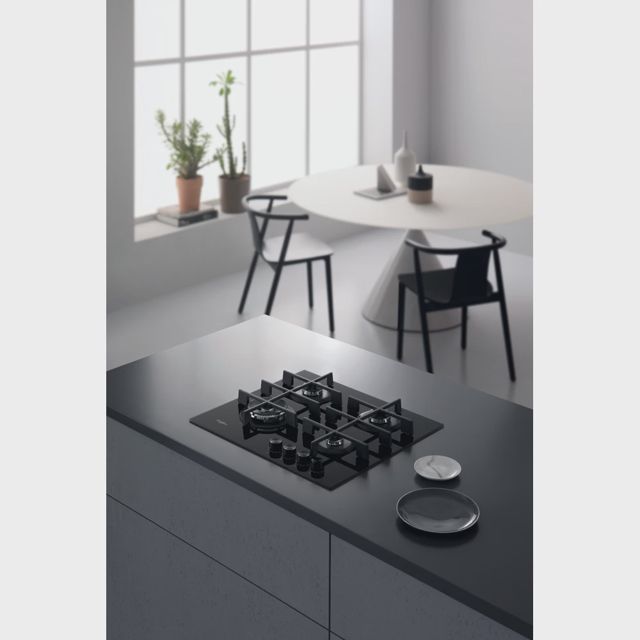 Gazinière Whirlpool: gaz 4 feux - GOWL 628/NB