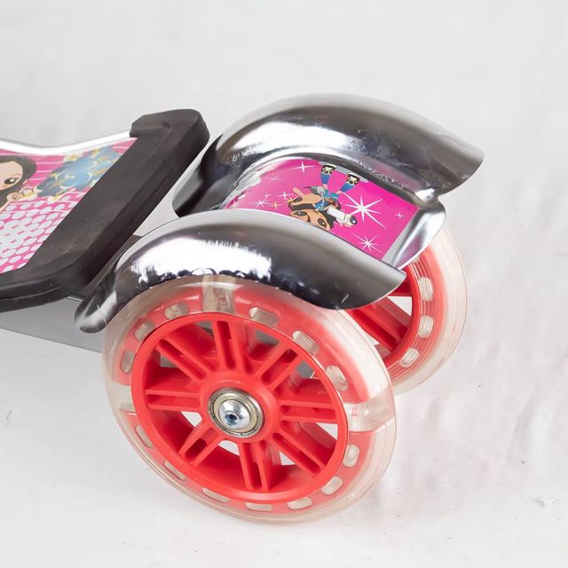 Trottinette 3 Roues Rouge Roues LED Amortisseur