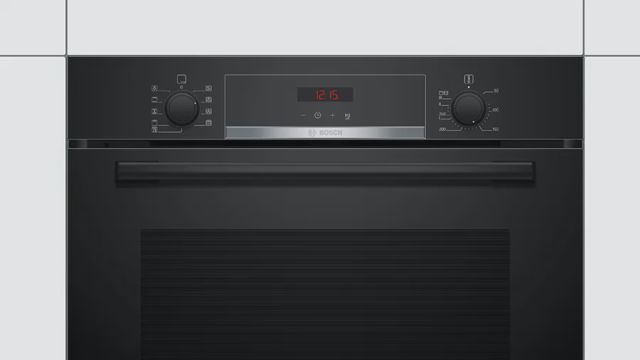 Bosch Four encastrable Série 4 -60x60cm HBA573BA0