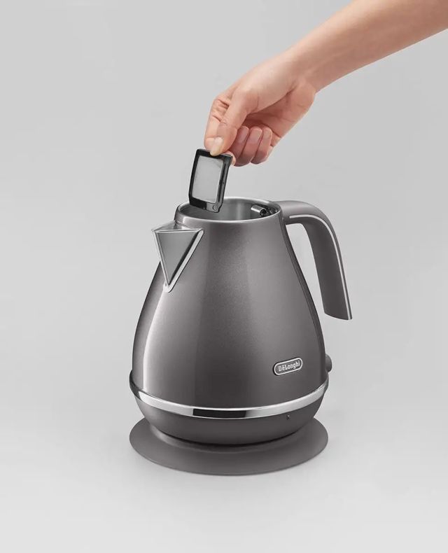 DeLonghi Bouilloire Icona Capitals KBOT3001.GY