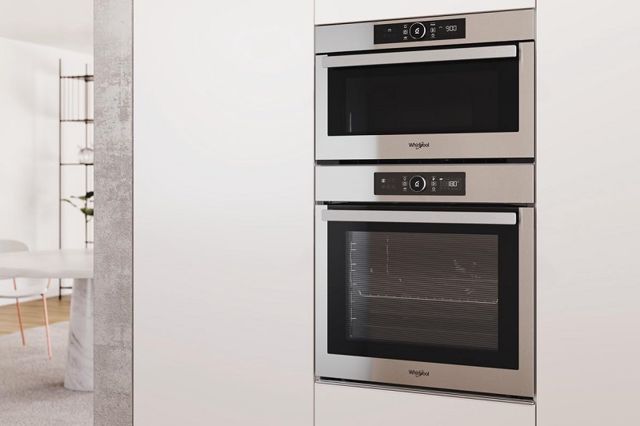Whirlpool Four micro-ondes encastrable AMW 730 IX