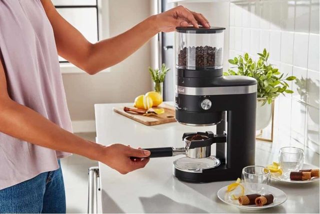KitchenAid Artisan moulin à café 5KCG8433EBM
