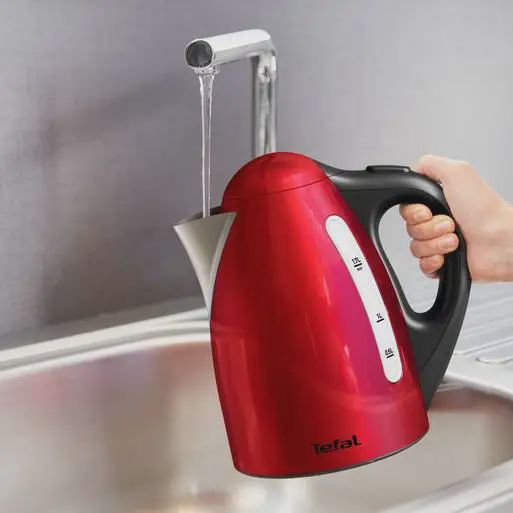 Bouilloire électrique Tefal 1.7l rouge