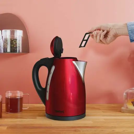 Bouilloire électrique Tefal 1.7l rouge