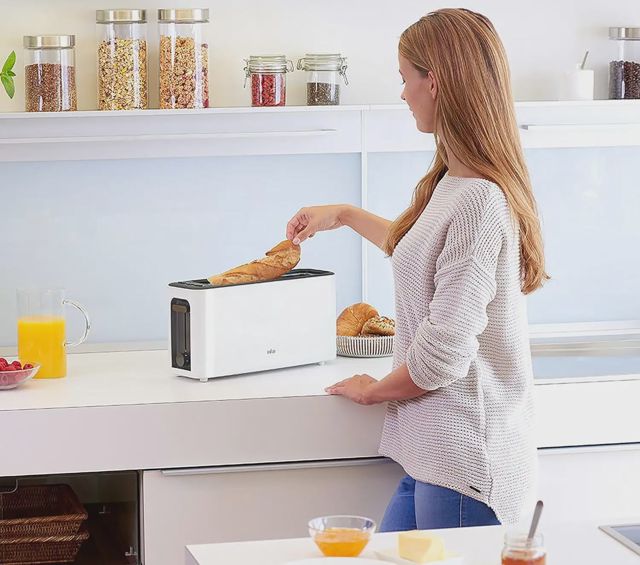 Braun Grille pain HT 3110 WH 1000watts