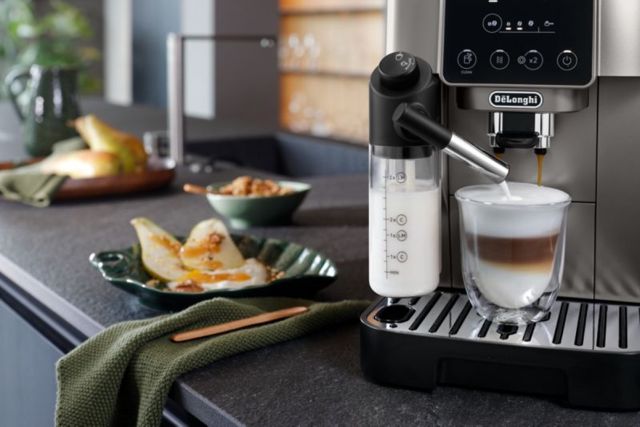 Delonghi machine a café magnifica Start feb2291.tb