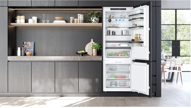 siemens Réfrigérateur combiné intégrable iQ500 382L KB96NSDD