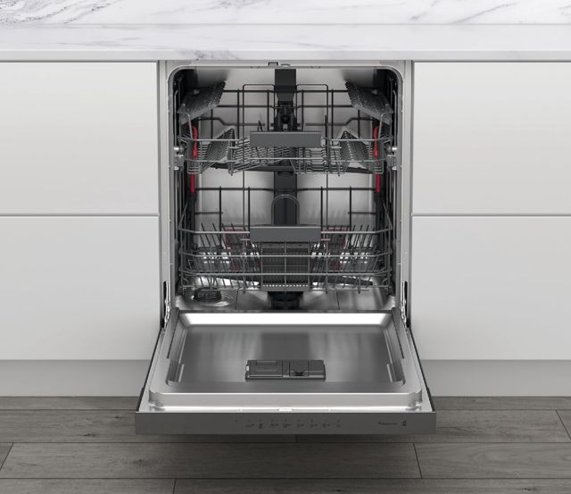 Whirlpool lave vaisselle semi encastrable 6 sens WB6020PX