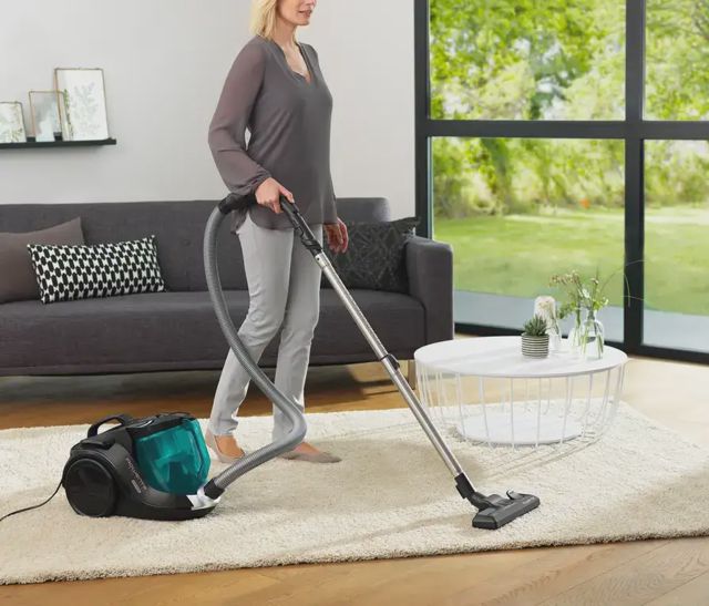 ROWENTA RO6932EA aspirateur cyclonique sans sac