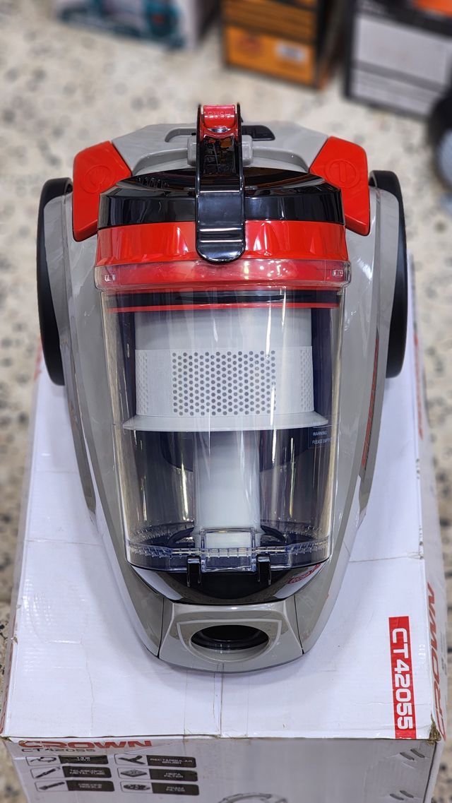 Aspirateur crown 1800 w
