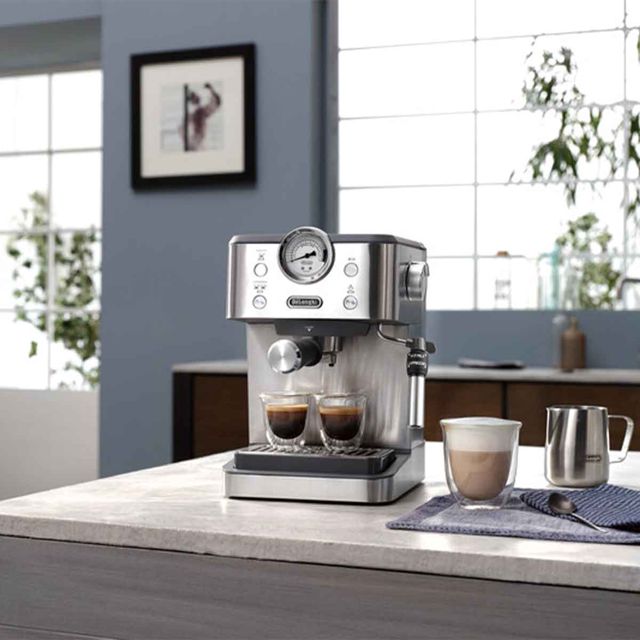 Delonghi EM450.M Linea Classic Espresso Machine – New World