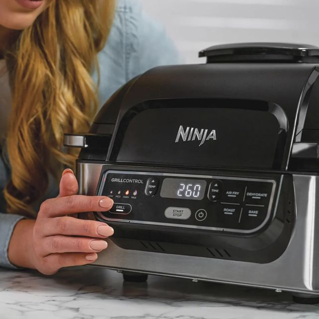 Ninja Foodi friteuse Grill & Air Fryer 5 en 1 AG301